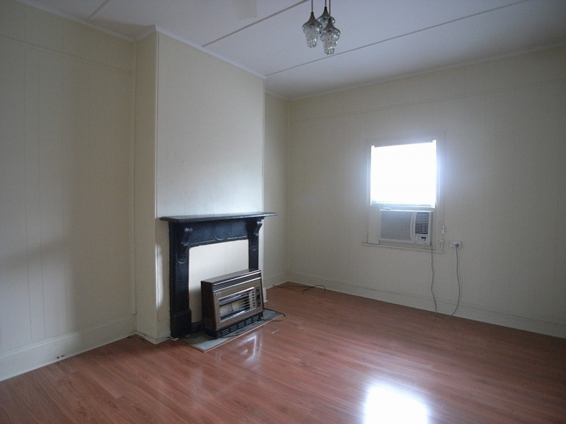 11 Foley Street, Muswellbrook NSW 2333