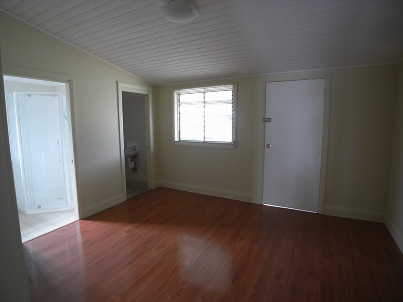 11 Foley Street, Muswellbrook NSW 2333