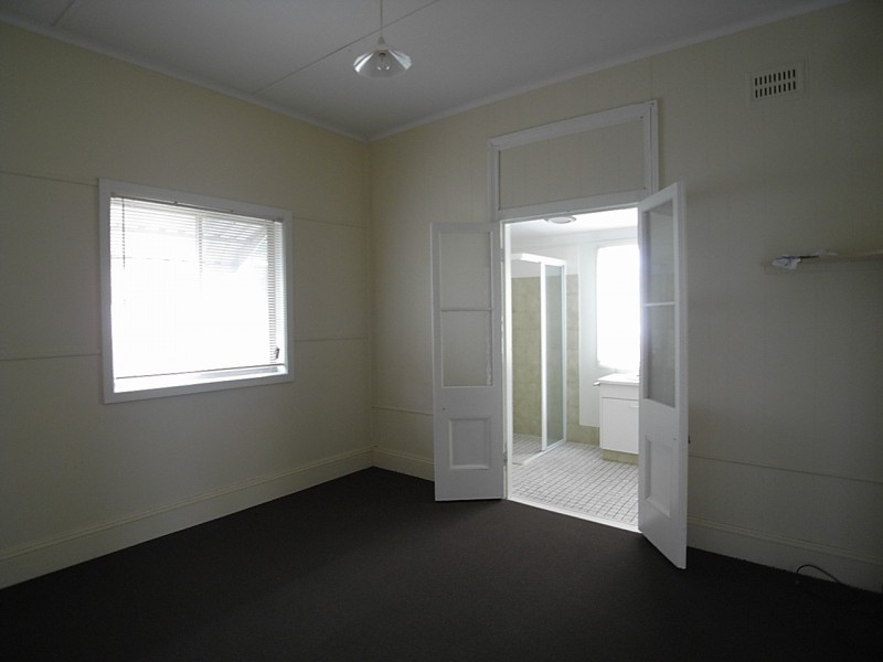 11 Foley Street, Muswellbrook NSW 2333