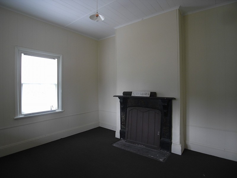 11 Foley Street, Muswellbrook NSW 2333