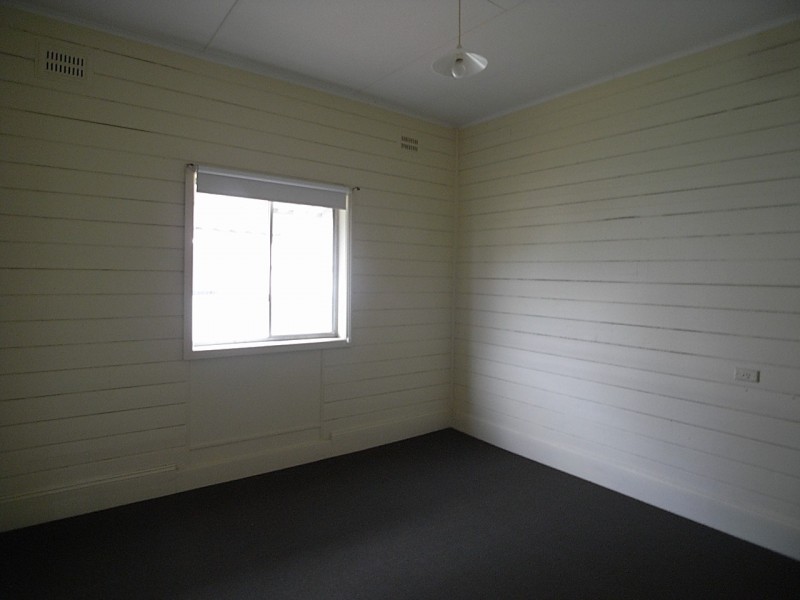 11 Foley Street, Muswellbrook NSW 2333