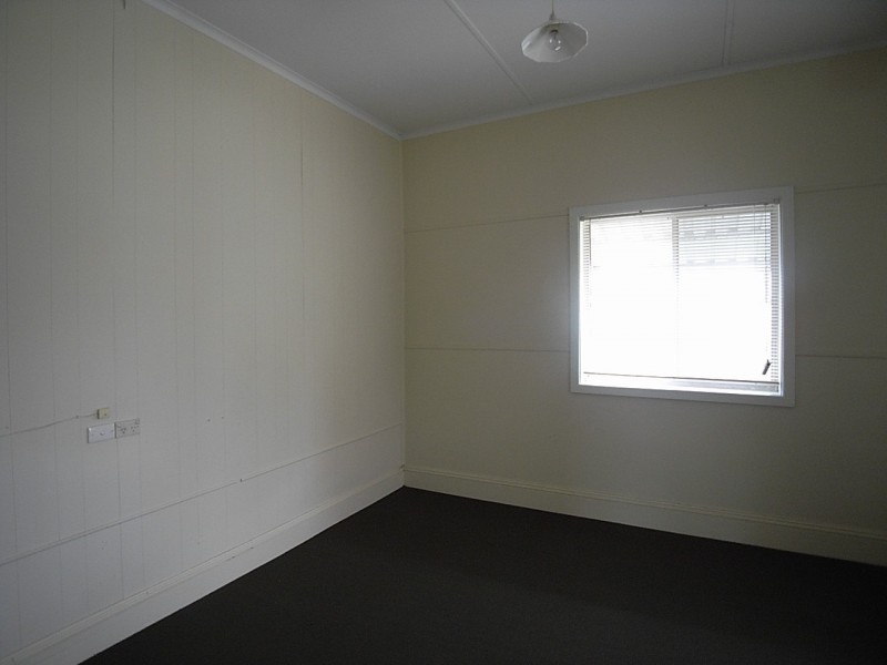 11 Foley Street, Muswellbrook NSW 2333