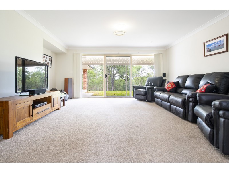 17 Silver Eye Road, Muswellbrook NSW 2333