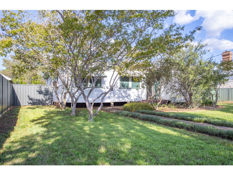 84 Waverley Street, Scone NSW 2337