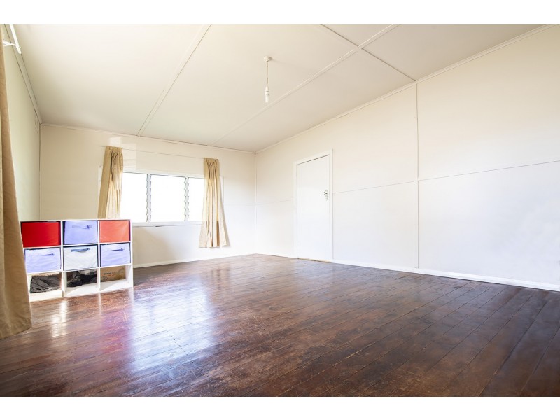 84 Waverley Street, Scone NSW 2337