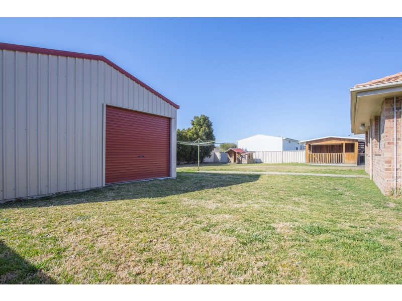 2 Hill Street, Scone NSW 2337