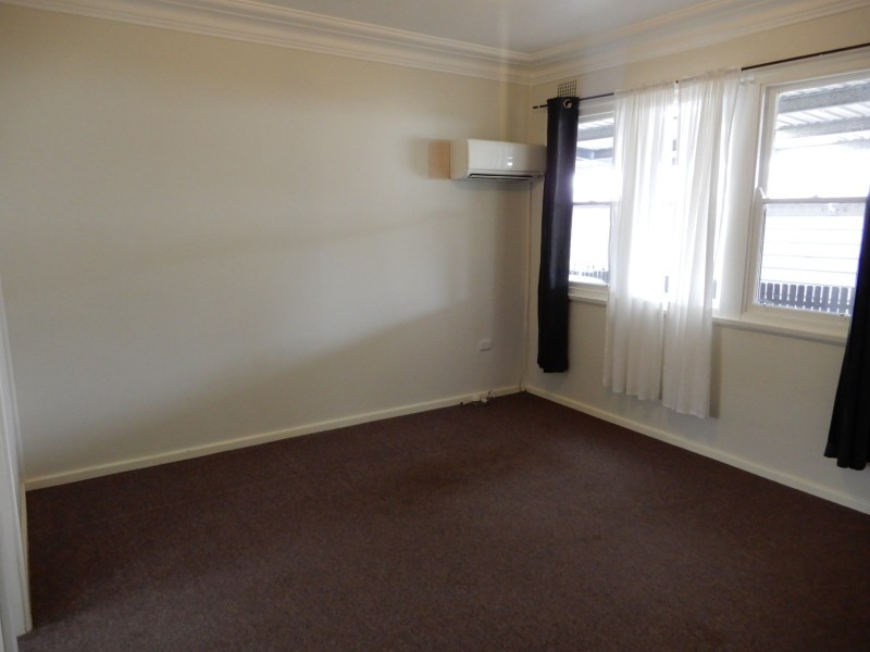 2/2 Bligh Lane, Muswellbrook NSW 2333
