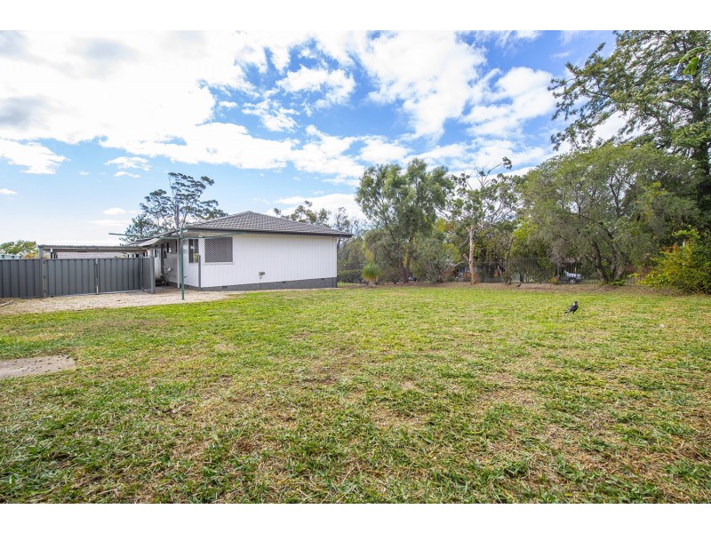 2 Bronte Crescent, Muswellbrook NSW 2333