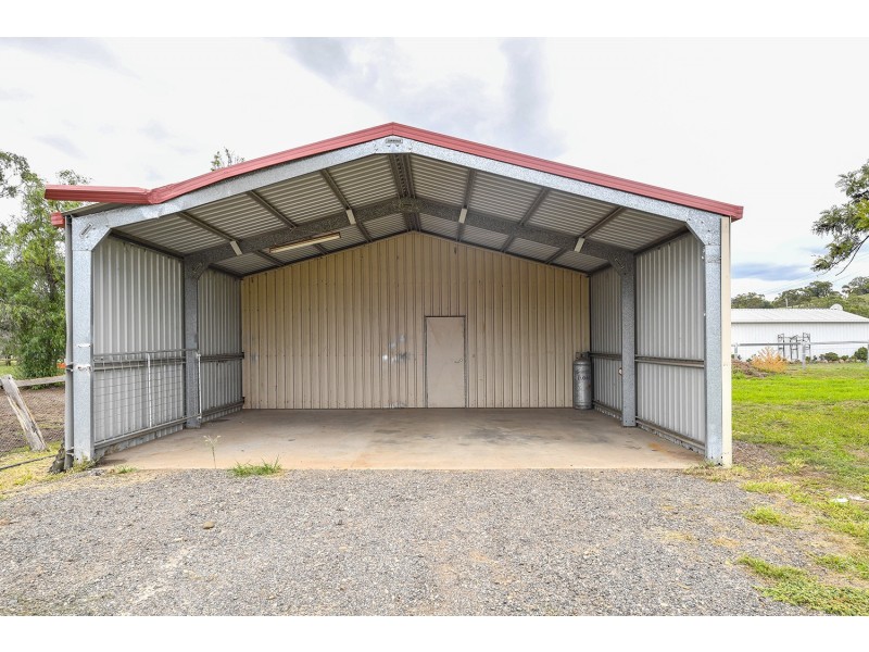 1 Vernon Street, Wingen NSW 2337