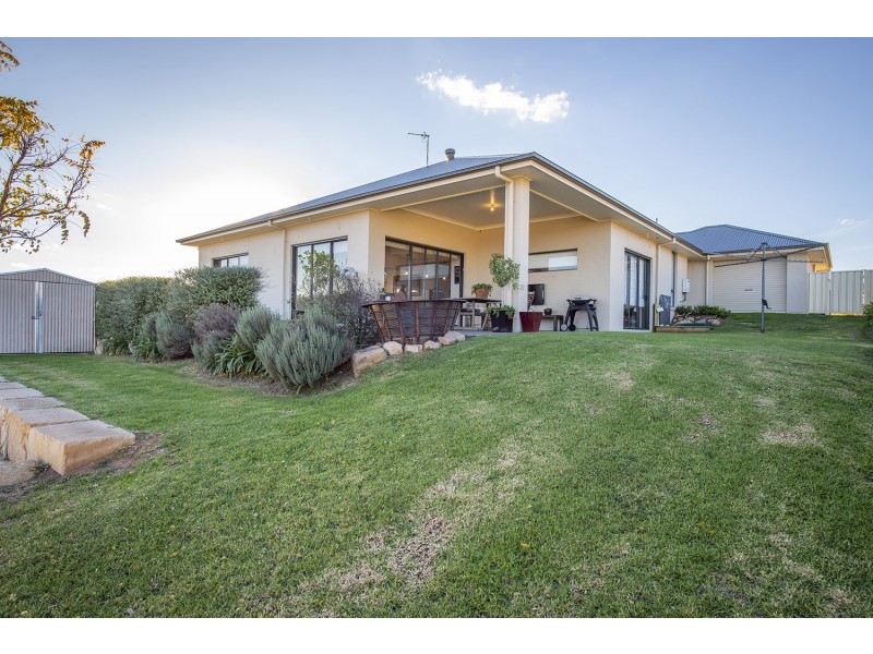 10 Widden Close, Scone NSW 2337