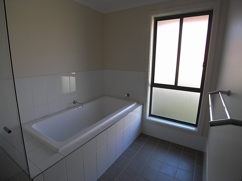 8 Pendula Way, Denman NSW 2328