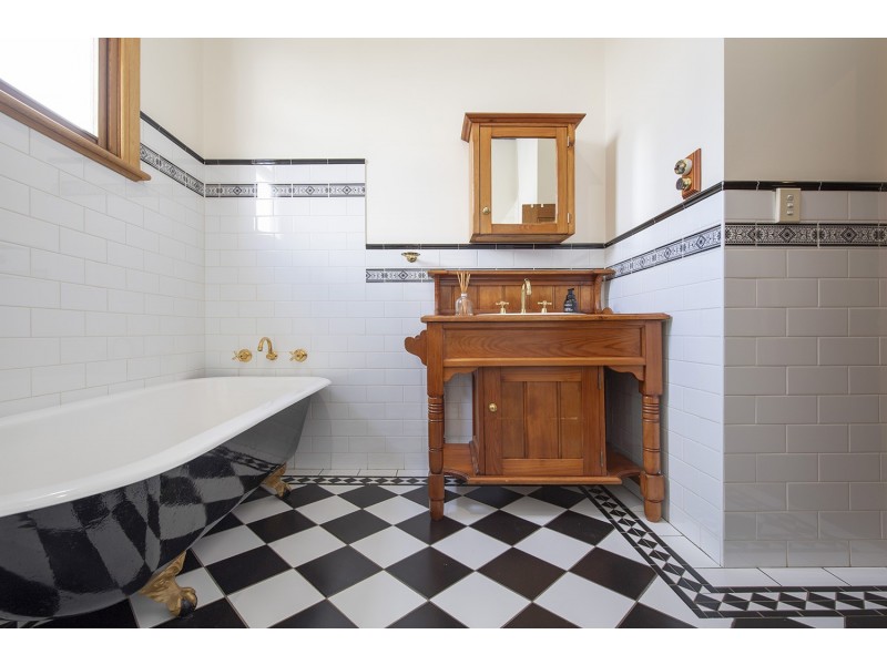 129 Hill Street, Muswellbrook NSW 2333