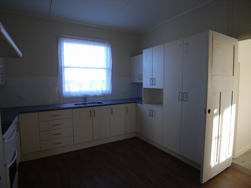 1445 New England Highway, Aberdeen NSW 2336