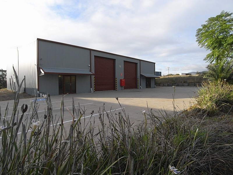 16 Common Road, Muswellbrook NSW 2333