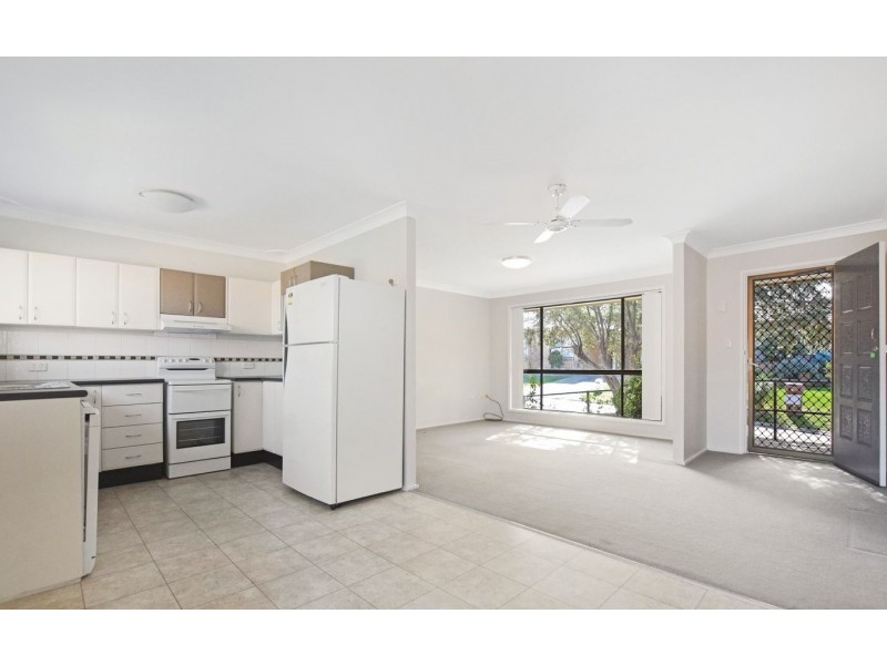 1 Renshaw Close, Scone NSW 2337