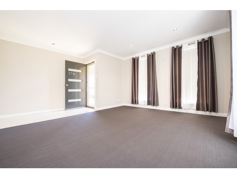 1/50 Campbell Street, Aberdeen NSW 2336