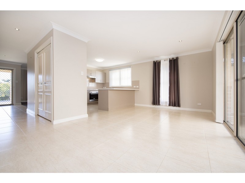 1/50 Campbell Street, Aberdeen NSW 2336