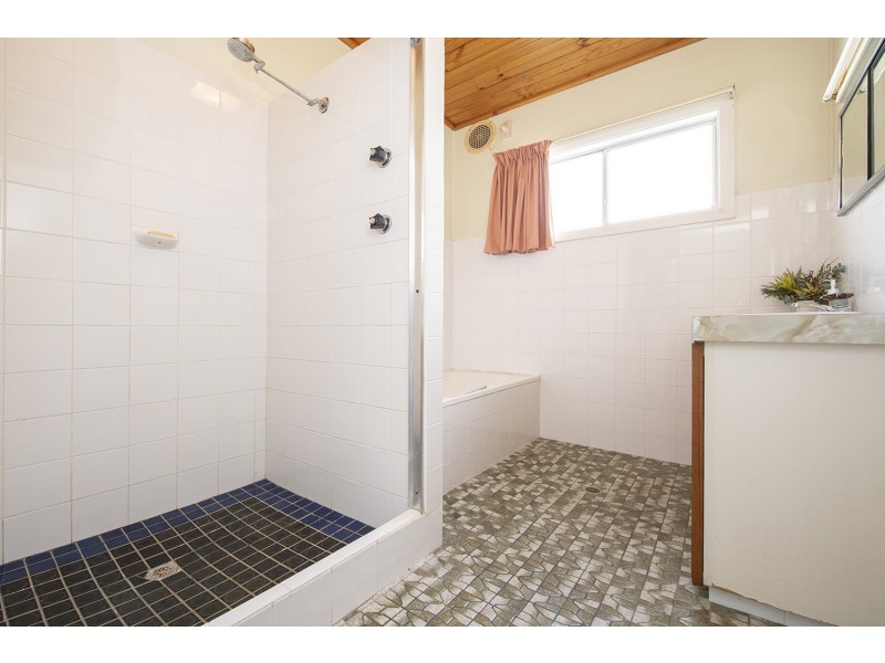 64 Carl Street, Muswellbrook NSW 2333