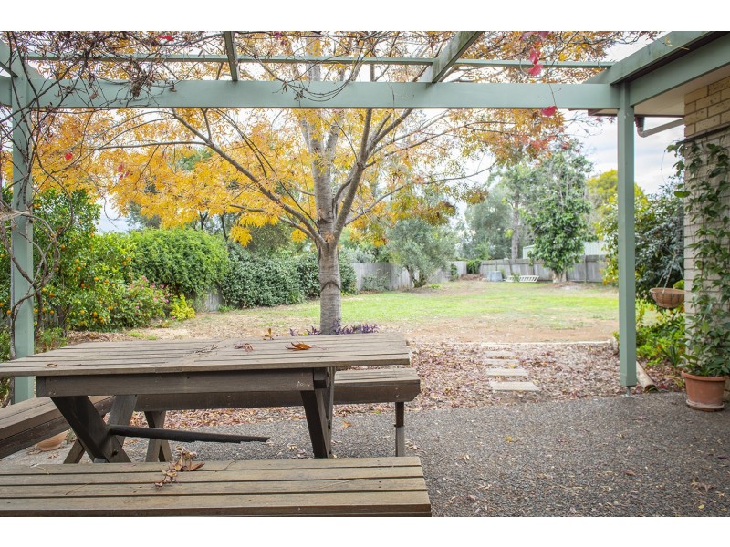 16 Davies Street, Scone NSW 2337