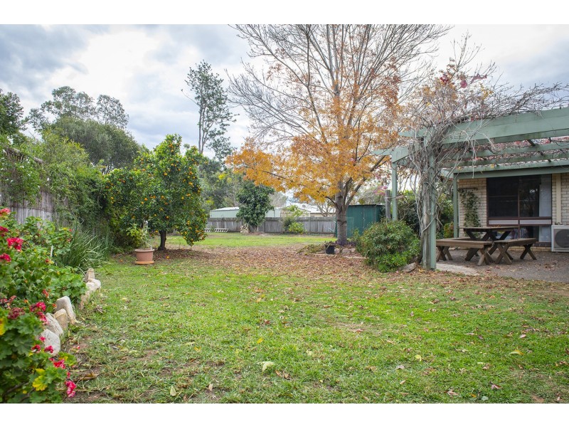 16 Davies Street, Scone NSW 2337