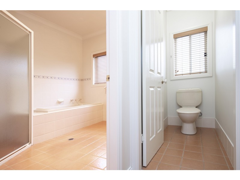 6 St Andrews Place, Muswellbrook NSW 2333