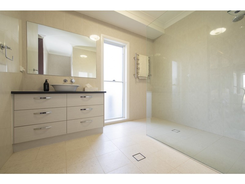 381 Cliftlands Road, Scone NSW 2337