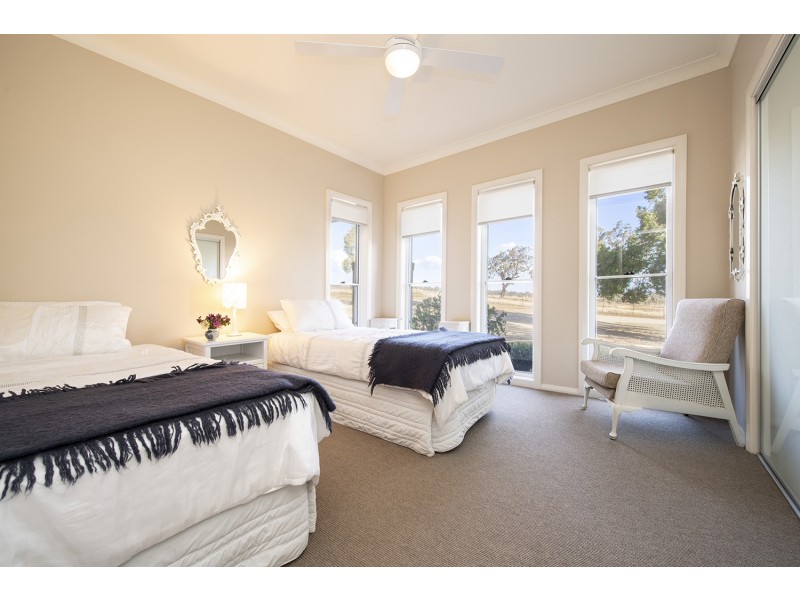 381 Cliftlands Road, Scone NSW 2337