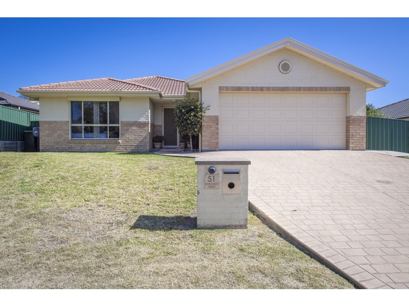 51 Bimbadeen Drive, Muswellbrook NSW 2333