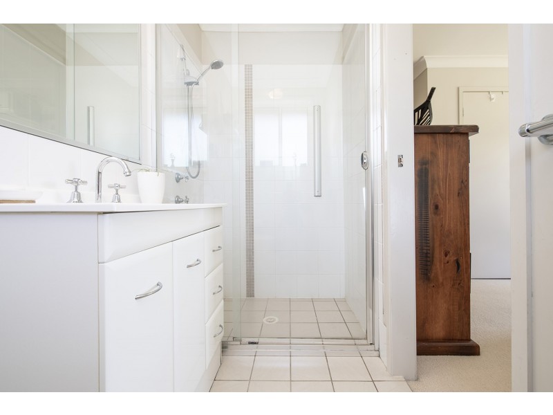 51 Bimbadeen Drive, Muswellbrook NSW 2333