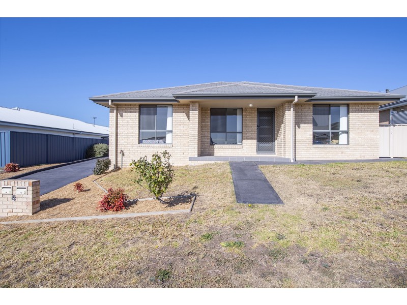 4 Finnegan Crescent, Muswellbrook NSW 2333