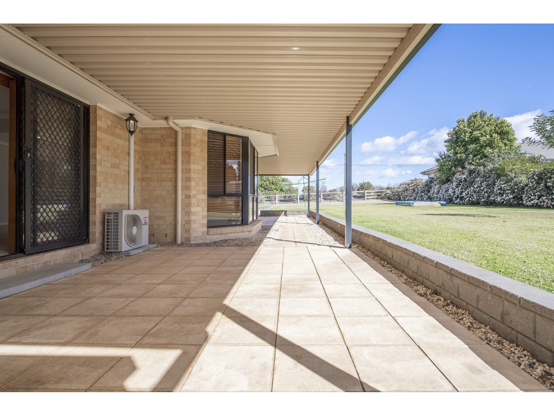 1 Kookaburra Avenue, Scone NSW 2337