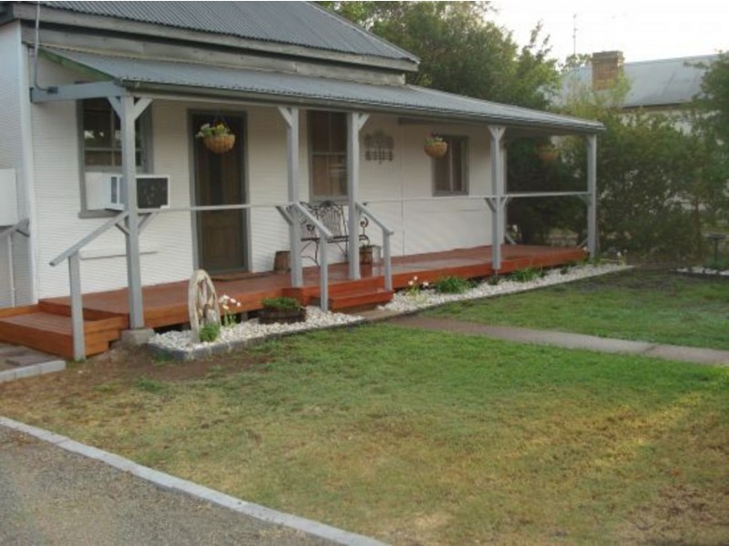 16 Parker Street, Scone NSW 2337