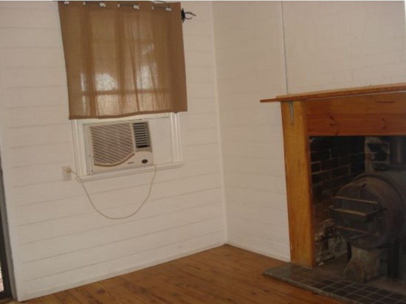 16 Parker Street, Scone NSW 2337