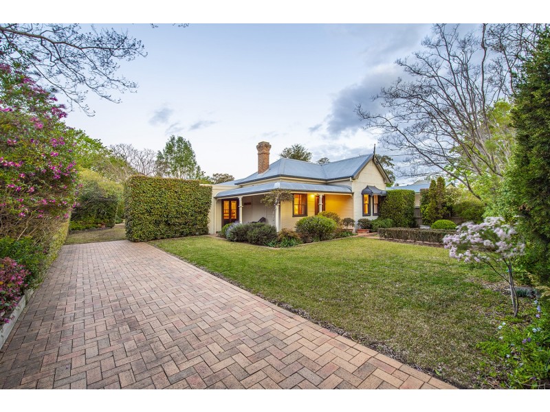 42 Waverley Street, Scone NSW 2337