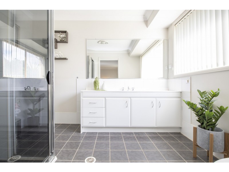 22 Bimbadeen Drive, Muswellbrook NSW 2333