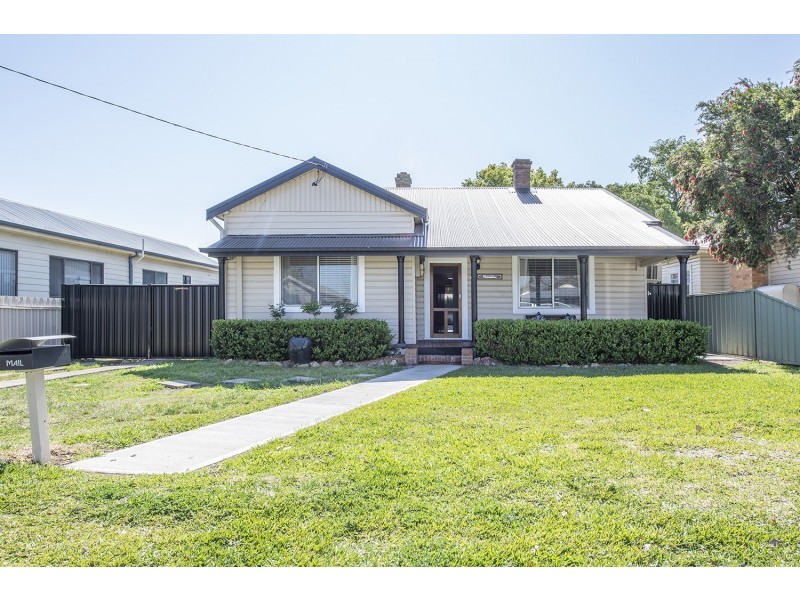 14 Barrett Street, Muswellbrook NSW 2333