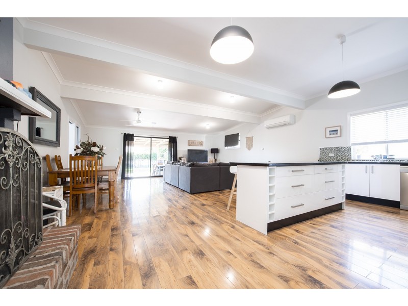 14 Barrett Street, Muswellbrook NSW 2333