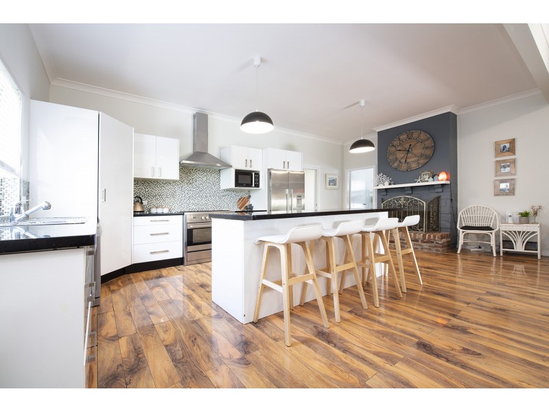 14 Barrett Street, Muswellbrook NSW 2333