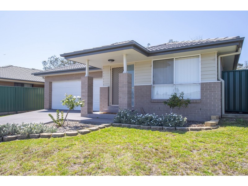 13 Hunt Place, Muswellbrook NSW 2333