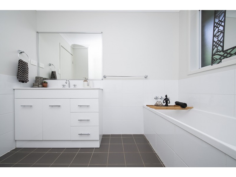 13 Hunt Place, Muswellbrook NSW 2333