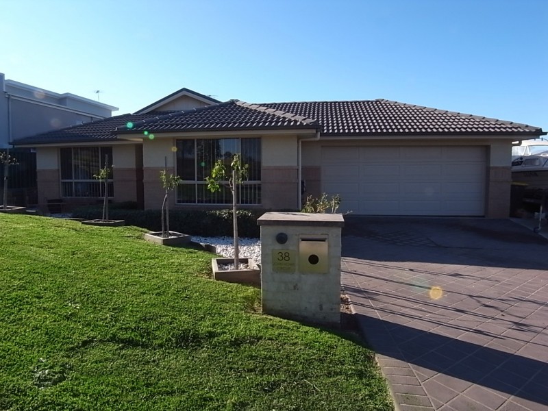 38 John Howe Circuit, Muswellbrook NSW 2333