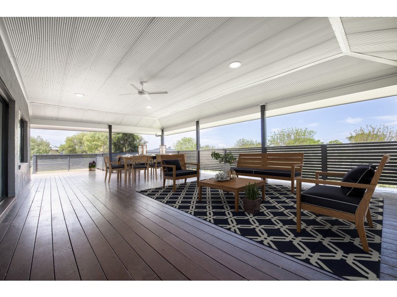 17 Stanstead Close, Scone NSW 2337
