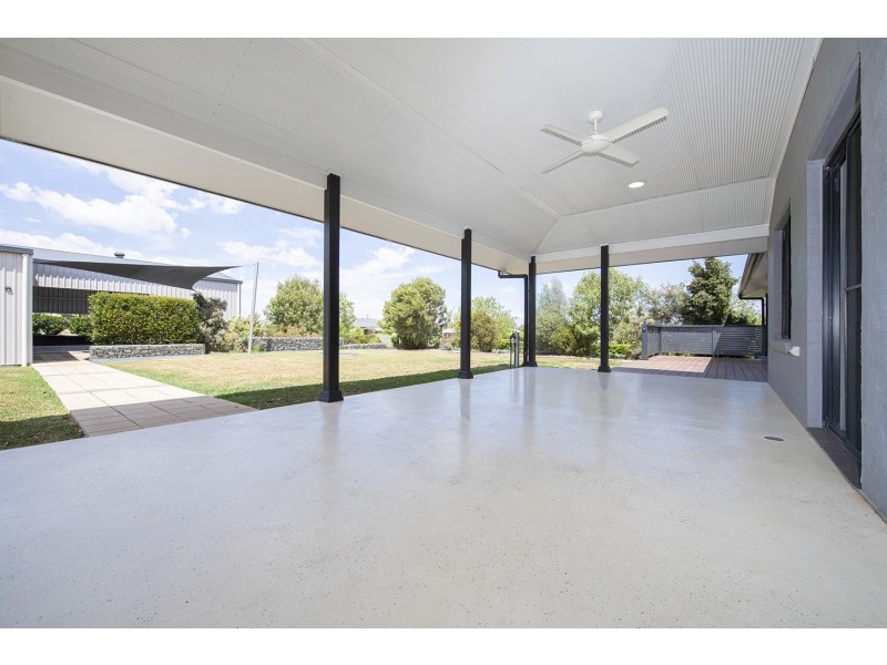 17 Stanstead Close, Scone NSW 2337