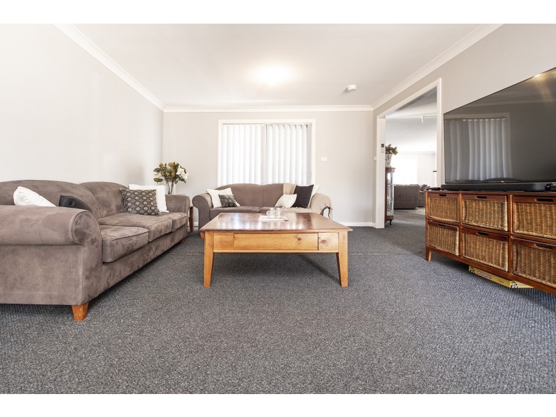 10 Alexander Close, Aberdeen NSW 2336