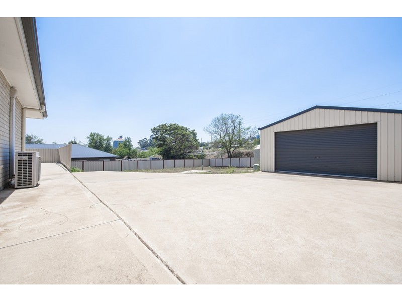 10 Alexander Close, Aberdeen NSW 2336