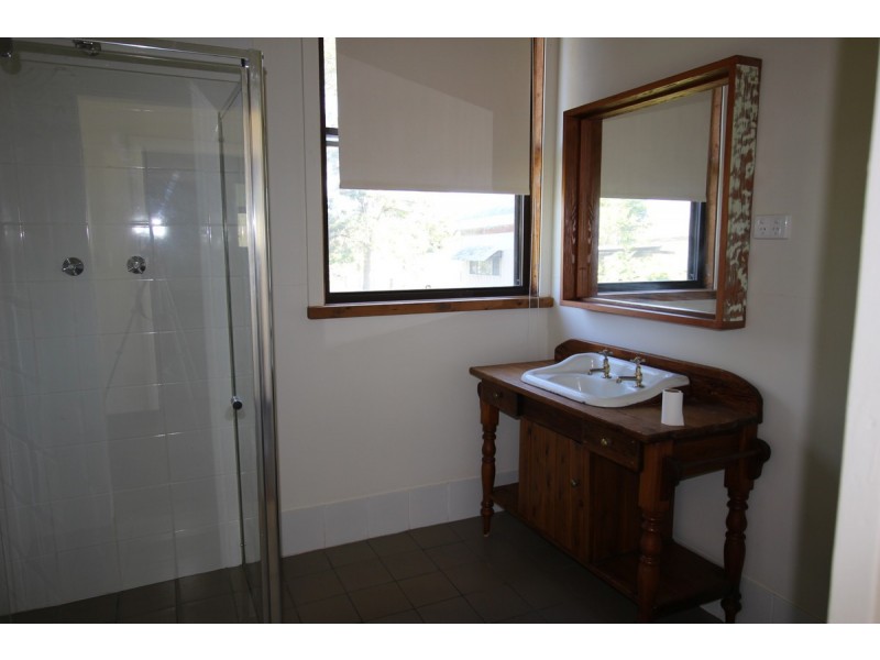 551 Sandy Creek Road, Mccullys Gap NSW 2333