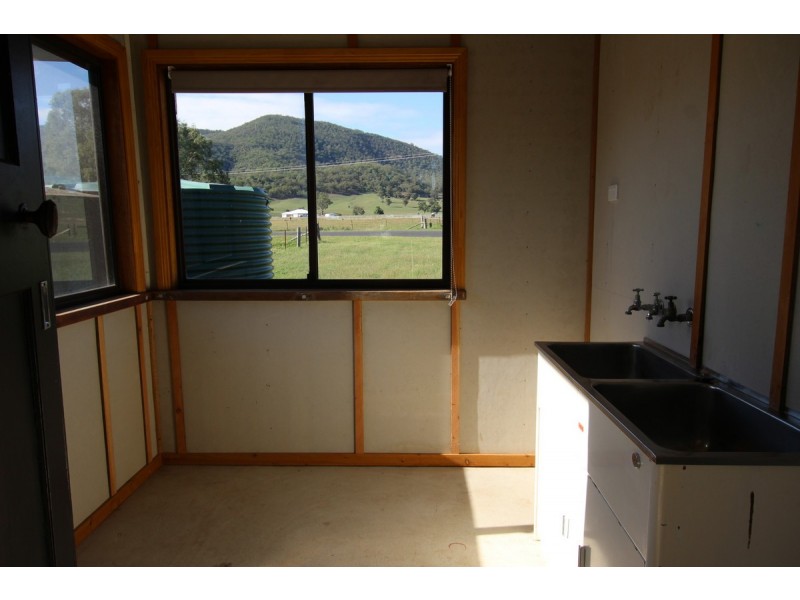 551 Sandy Creek Road, Mccullys Gap NSW 2333