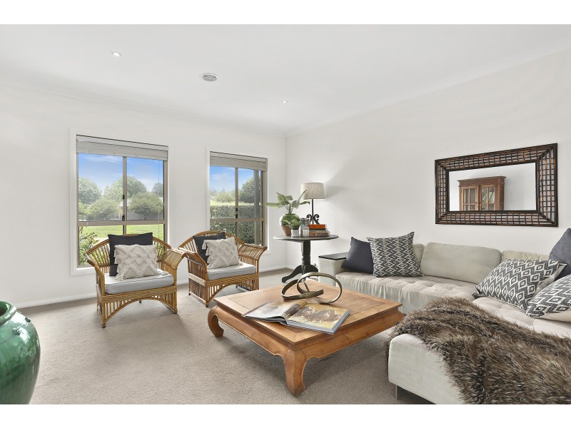 24 Bronwyn Place, Bowral NSW 2576