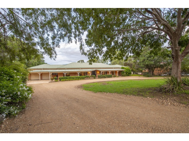 46 Gray Street, Scone NSW 2337