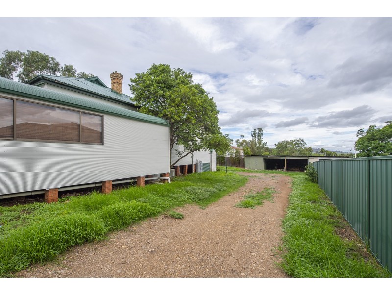 7 Gundy Road, Scone NSW 2337